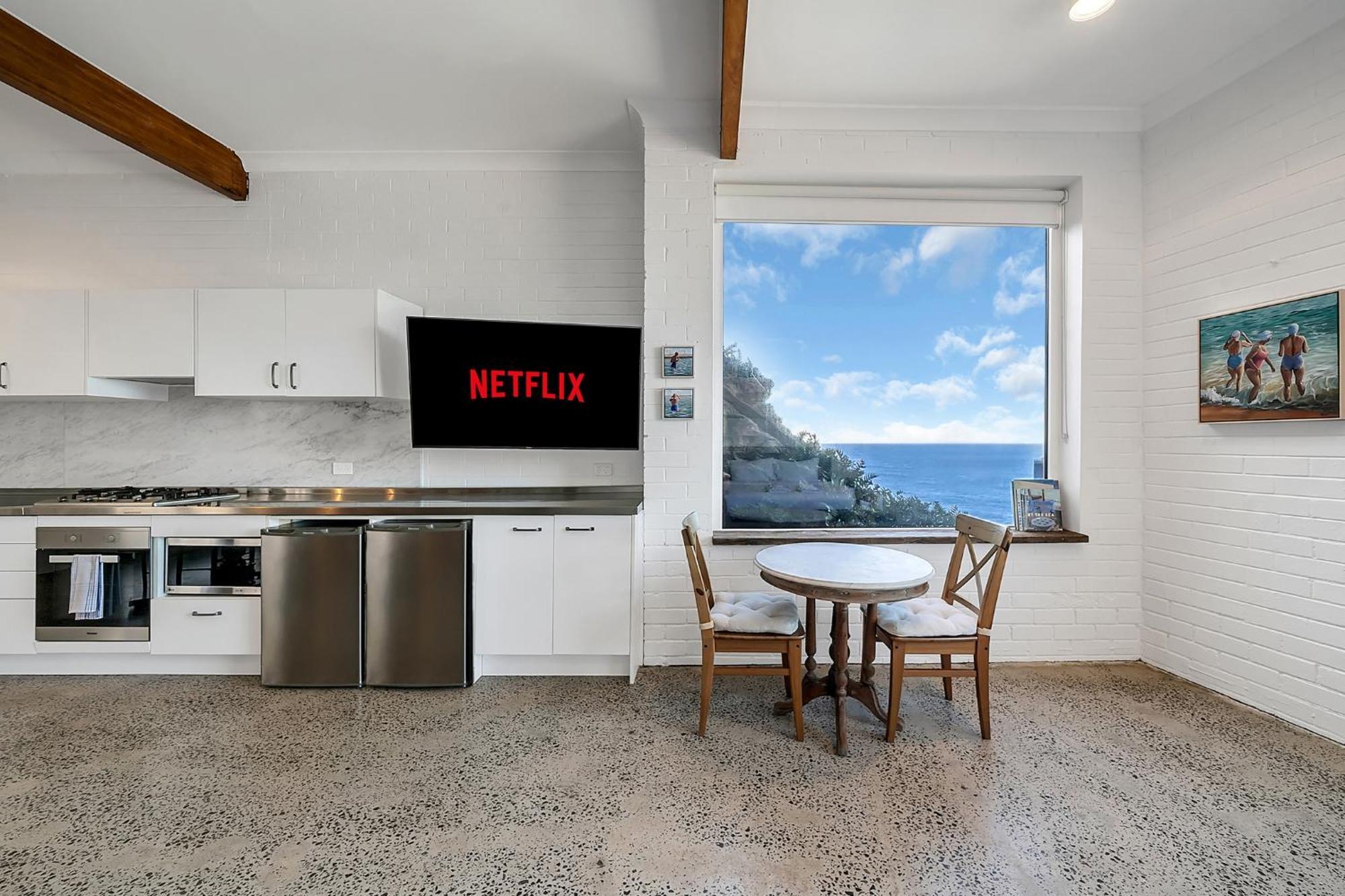 Upscale Cliffside Studio With Ocean Views North Bondi Sydney Kültér fotó