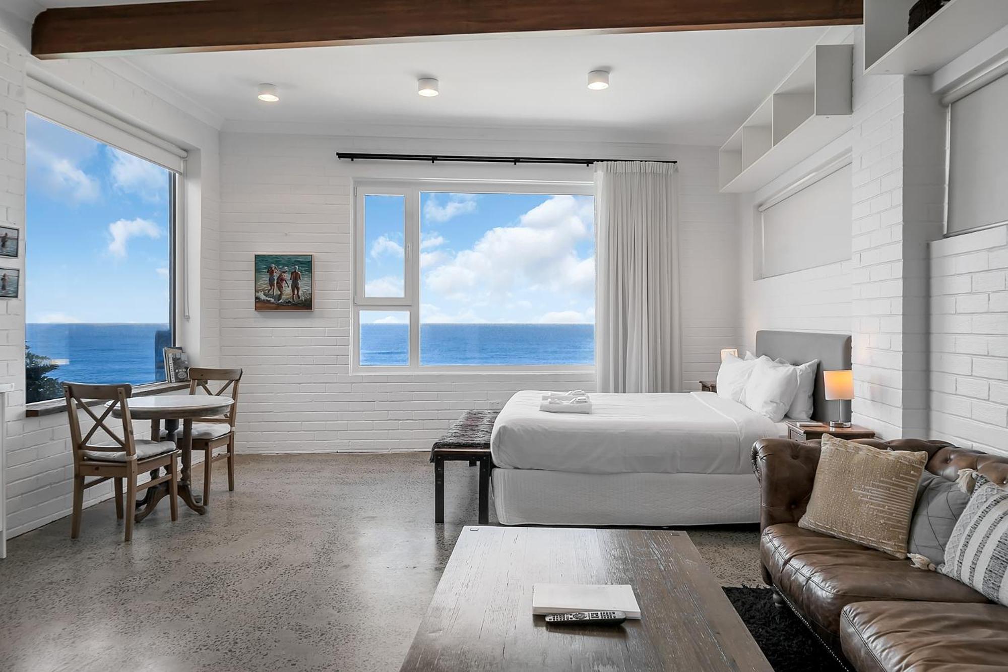 Upscale Cliffside Studio With Ocean Views North Bondi Sydney Kültér fotó
